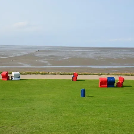 Deichgraf Haushaelfte * Friedrichskoog
