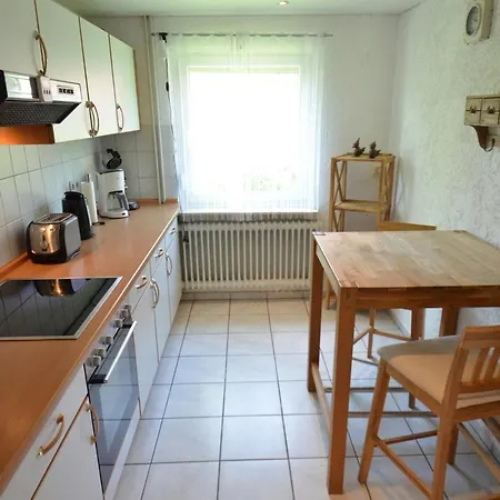 Holiday home Deichgraf Haushaelfte Friedrichskoog