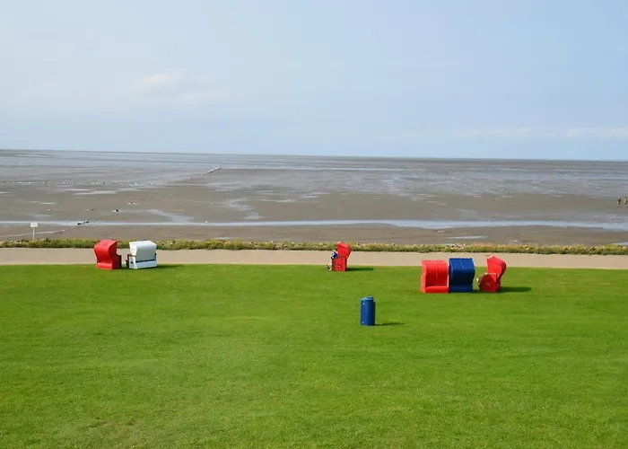 Deichgraf Haushaelfte * Friedrichskoog