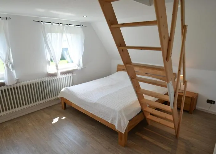 Deichgraf Haushaelfte *