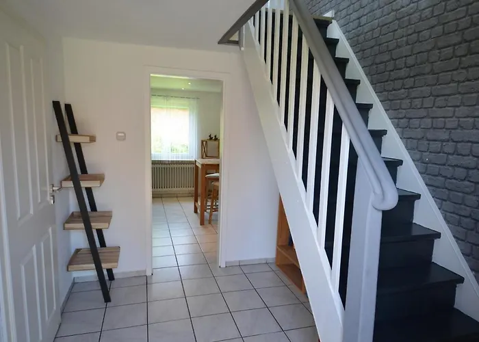Deichgraf Haushaelfte * Friedrichskoog